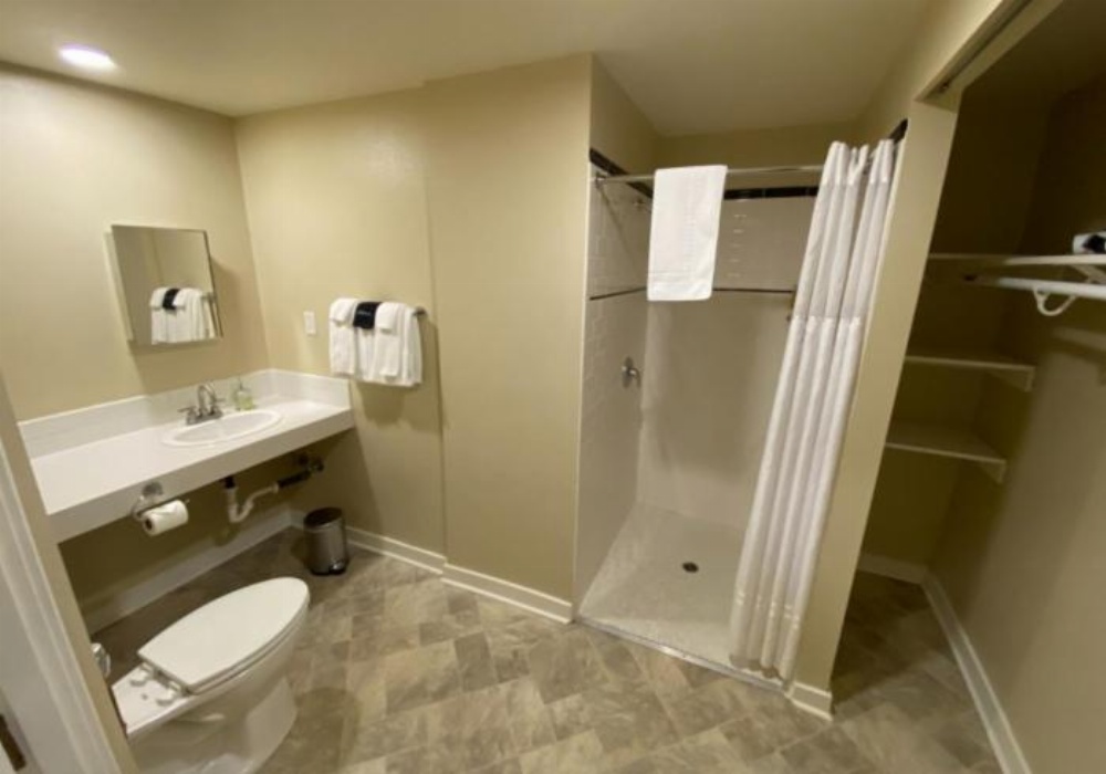 Hotel Leo Image 108