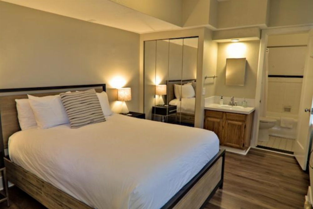 Hotel Leo Image 112