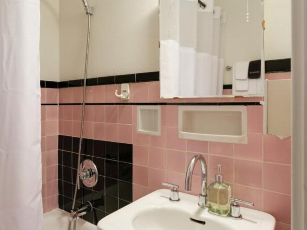 Hotel Leo Image 119